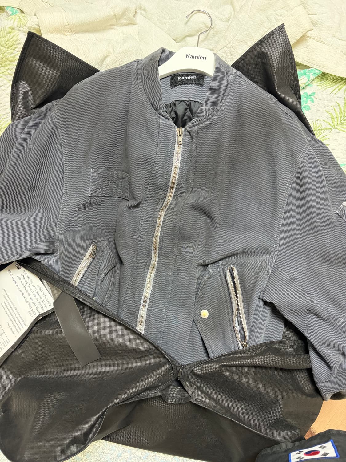 카미엔 봄버 3사이즈 판매합니다! 상품이미지2