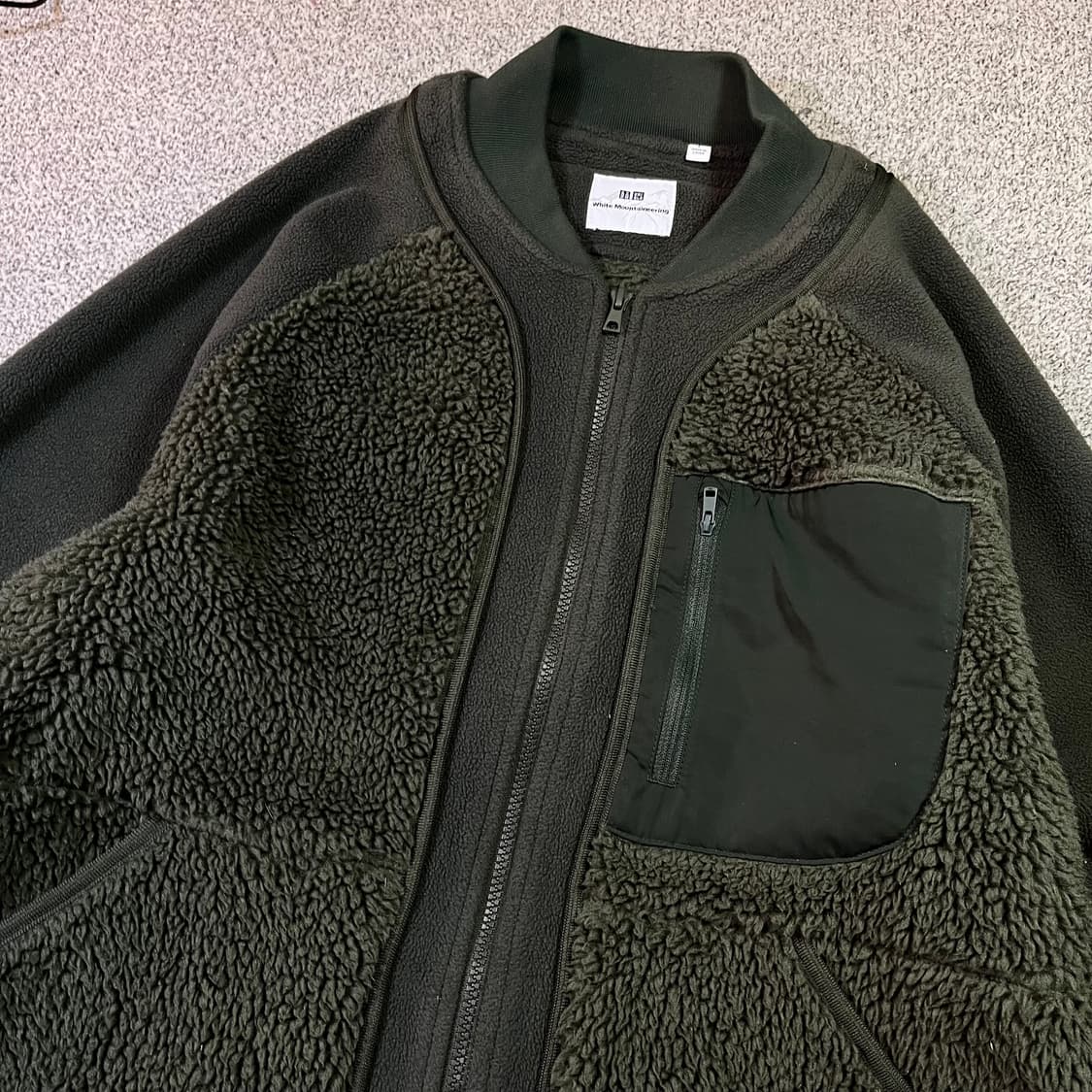 유니클로 x 화이트 마운티니어링 플리스 자켓 상품이미지2