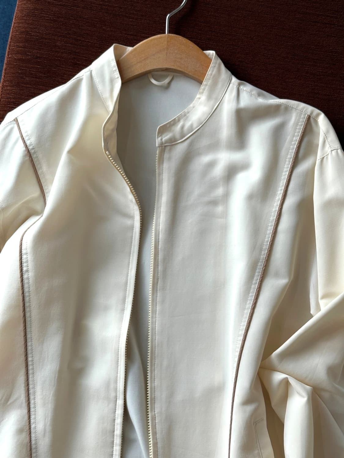 Panel design stand neck zip blouson 상품이미지2