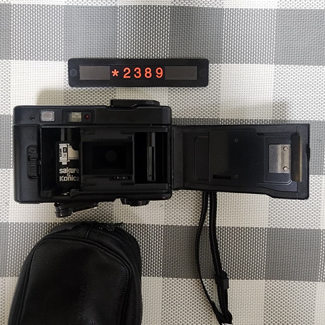 코니카 팝 블랙 필름카메라 파우치포함 상품이미지5