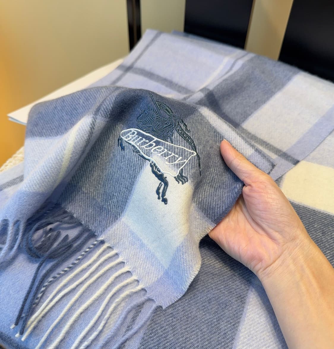 버버리 리버서블 스카프 100% 램스울
 상품이미지4