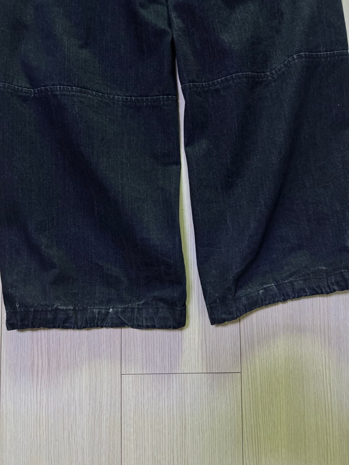 해칭룸 르세라핌 콜라보 데님 카고 팬츠 상품이미지2