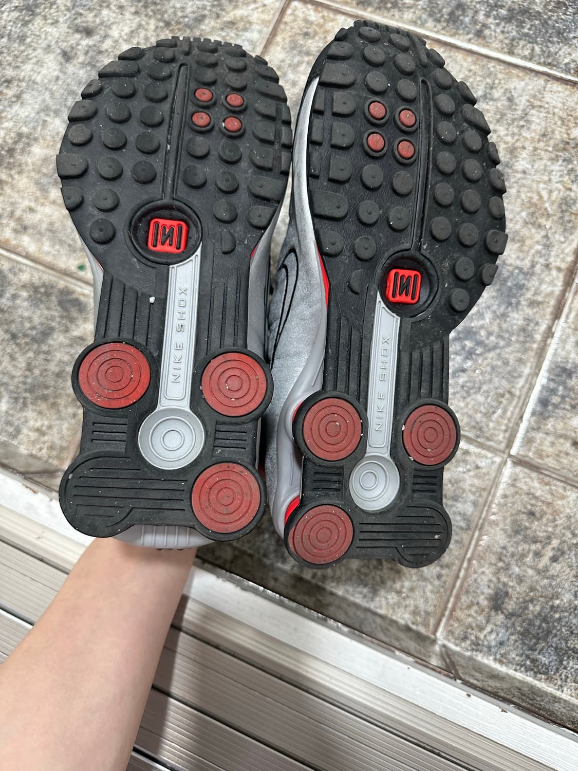 나이키 샥스 R4 245 상품이미지7