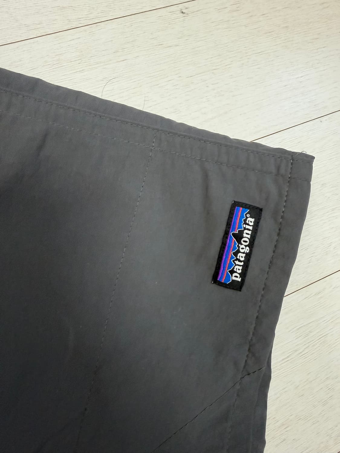 파타고니아 쇼츠 반바지 L 사이즈  상태 9.5/10  사진 찍고 절대  상품이미지4