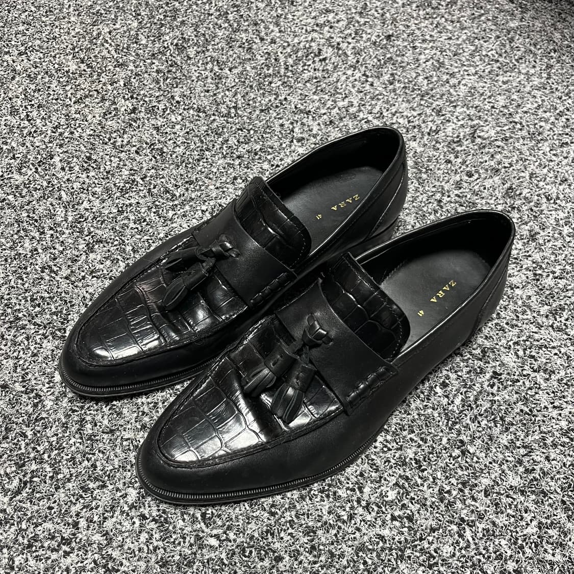 자라 zara 블랙 태슬 로퍼 구두 41사이즈 상품이미지1