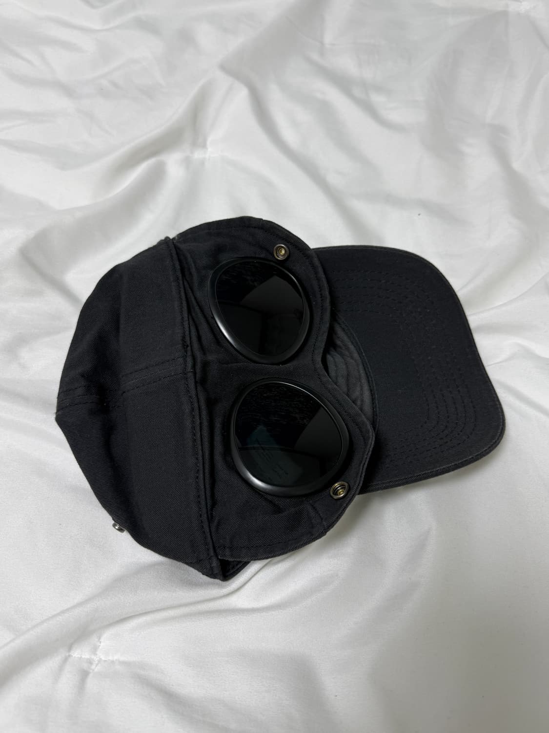 CP컴퍼니 고글 모자 상품이미지2