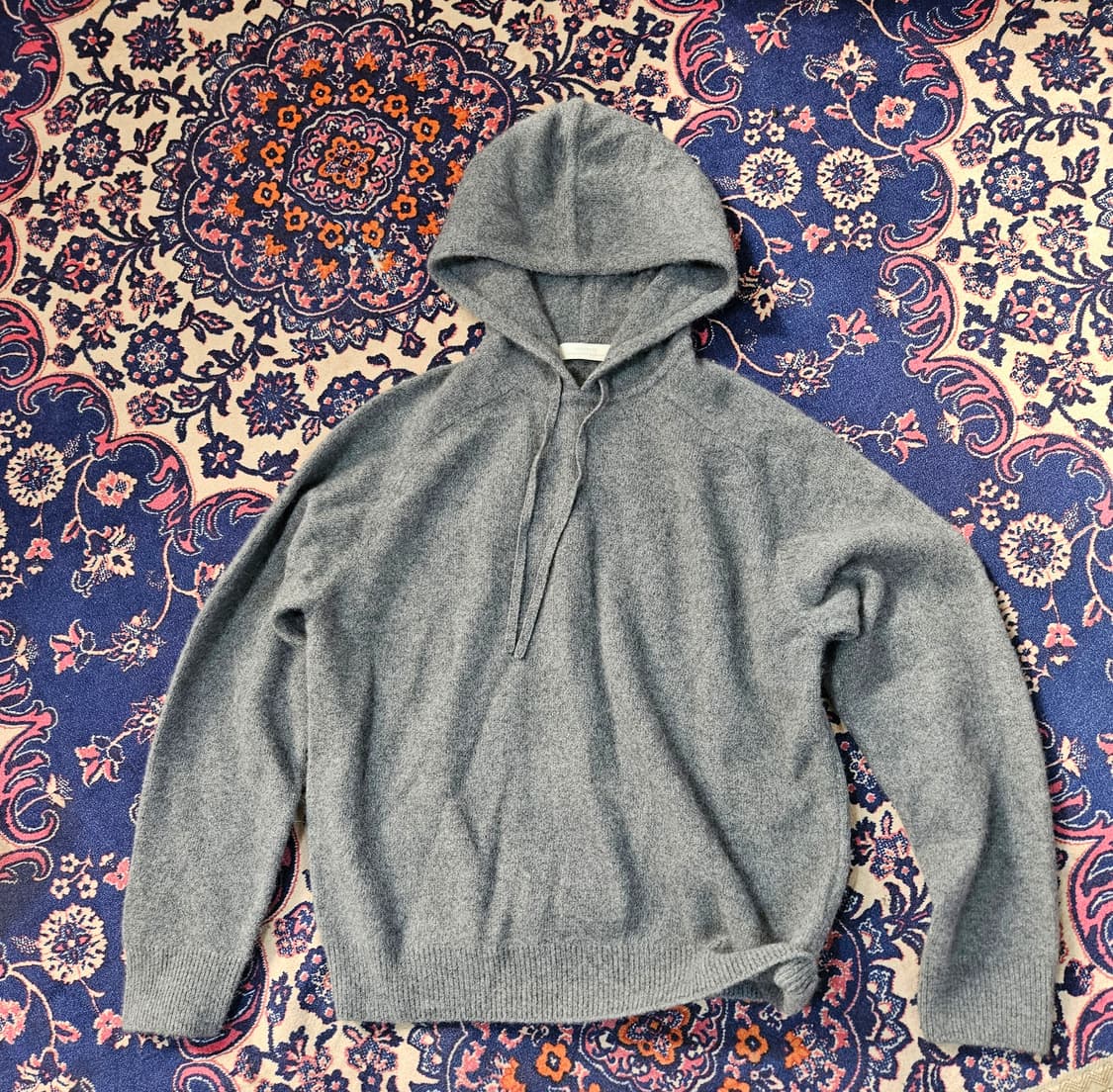 아모멘토 라쿤 루즈핏 후드 니트  상품이미지1