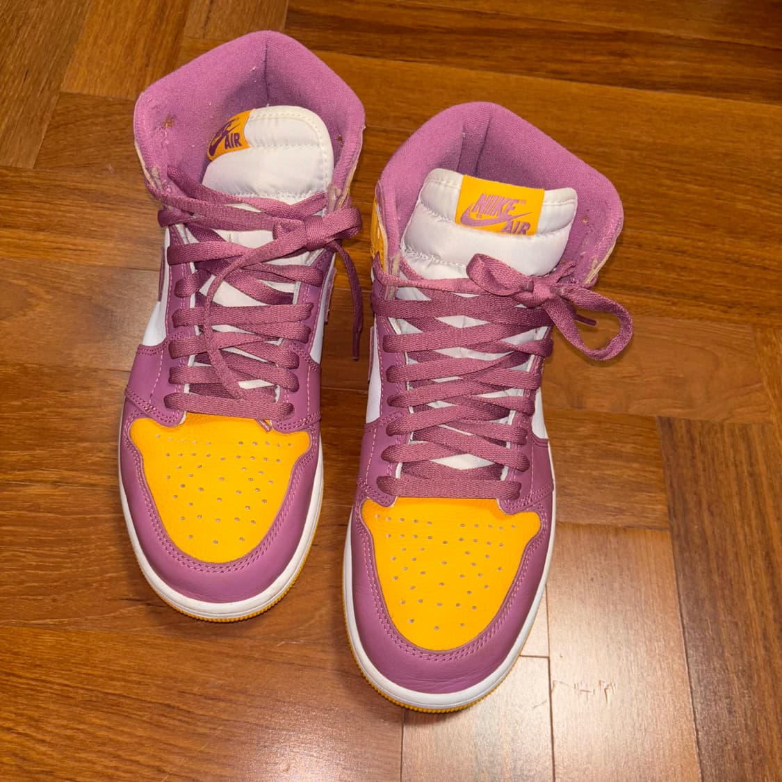 나이키 에어 조던 1 레트로 하이 OG 260 상품이미지2