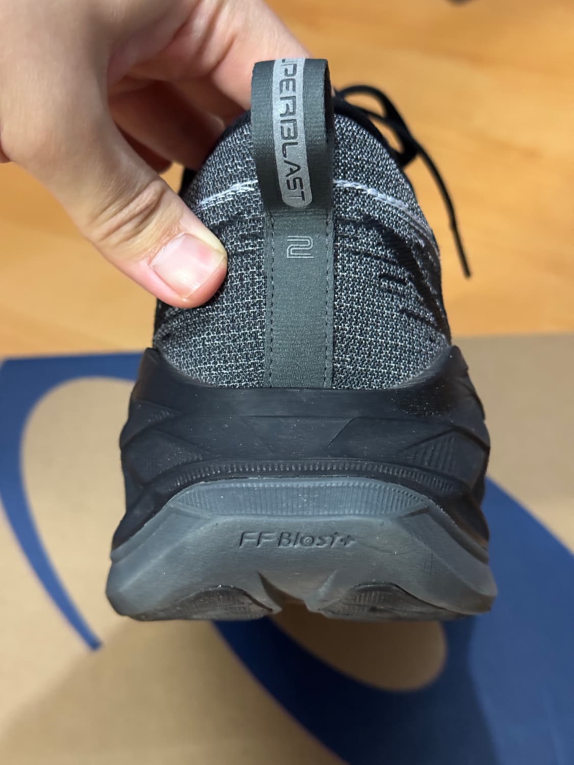 아식스 러닝화 슈퍼블라스트2 295 상품이미지5