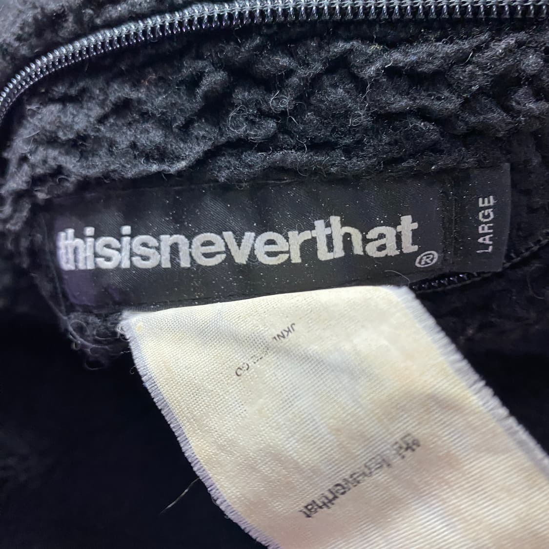 디스이즈네버댓 카모 리버시블 후리스 패딩 B3630 상품이미지6