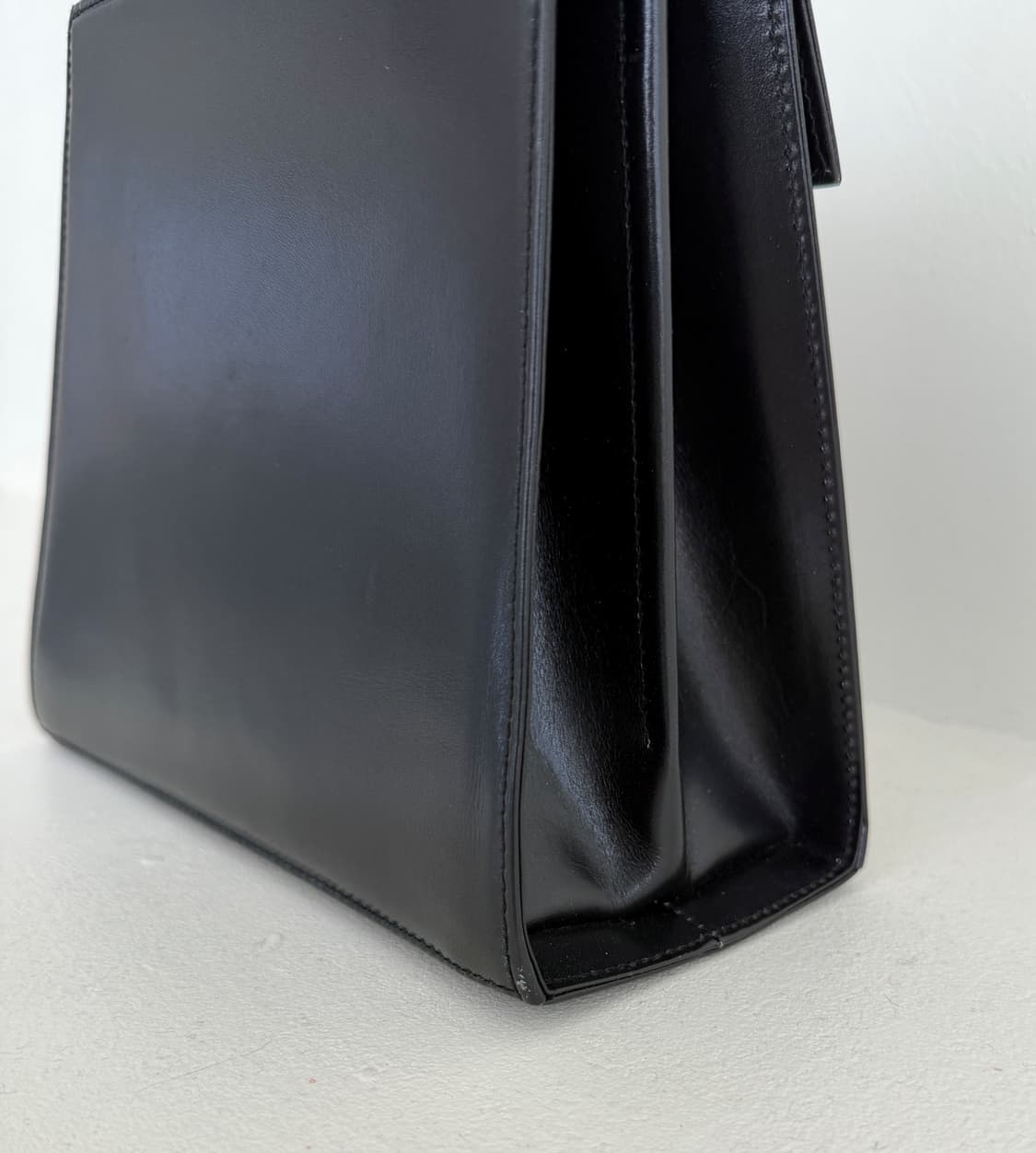 [Ferragamo] Iconic Top Handle Bag Small 상품이미지10