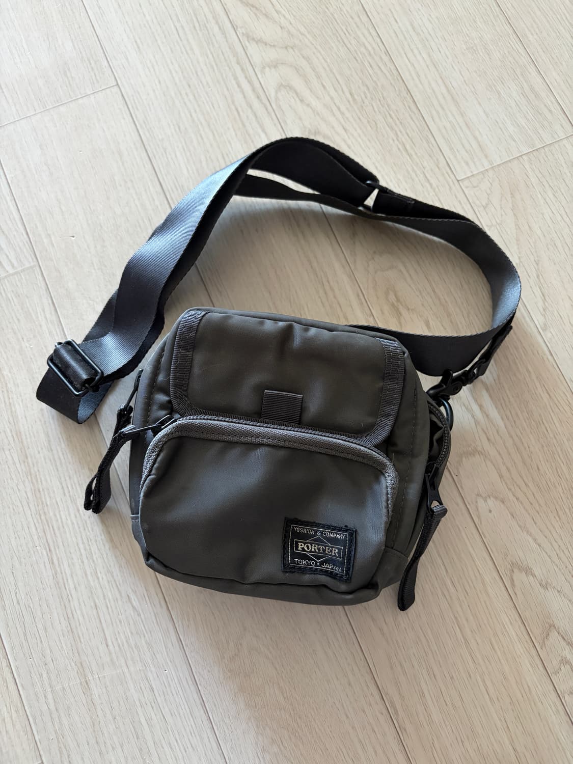 요시다포터 크로스백 상품이미지2