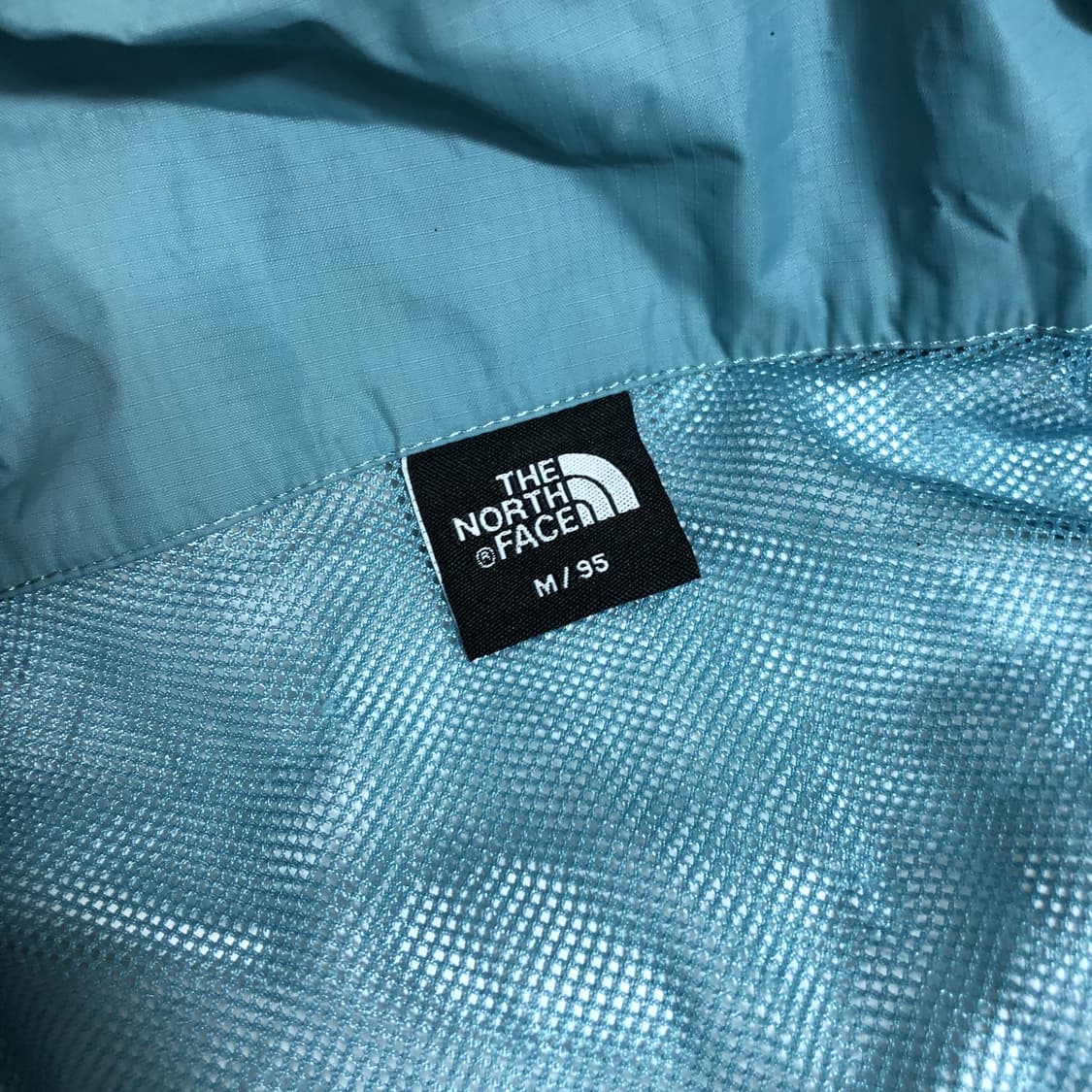 노스페이스 바람막이 m 상품이미지2