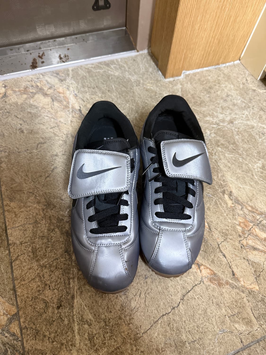 나이키 코르테즈 SE 실버 265mm 상품이미지5