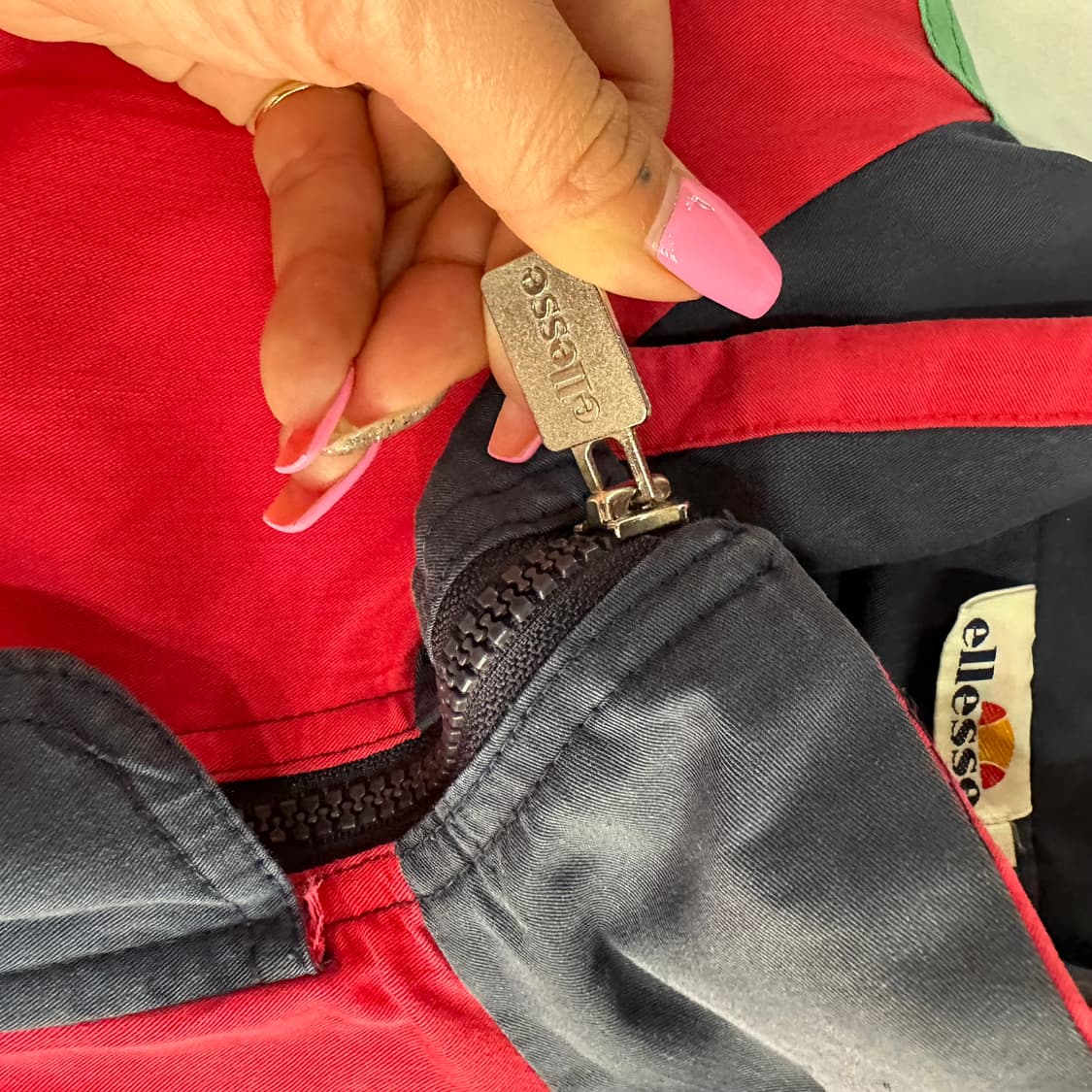 엘레쎄 올드스쿨 배색 바람막이 상품이미지8