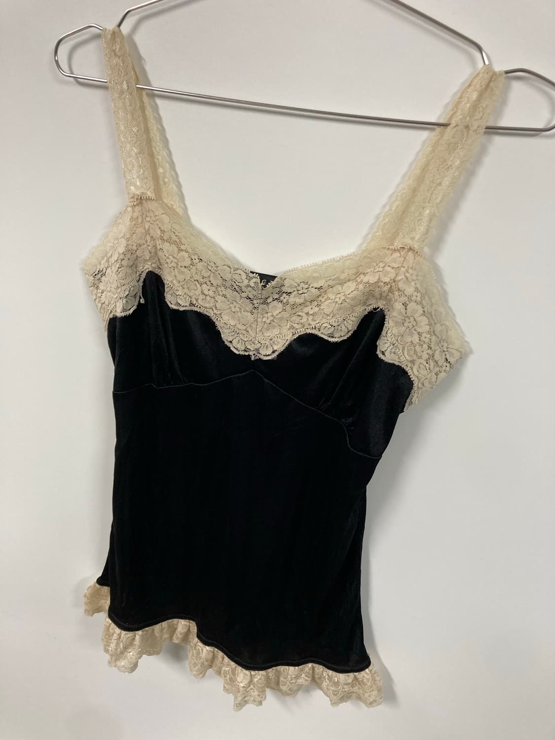 프릴 레이스 새틴 슬리브리스 나시 상품이미지6