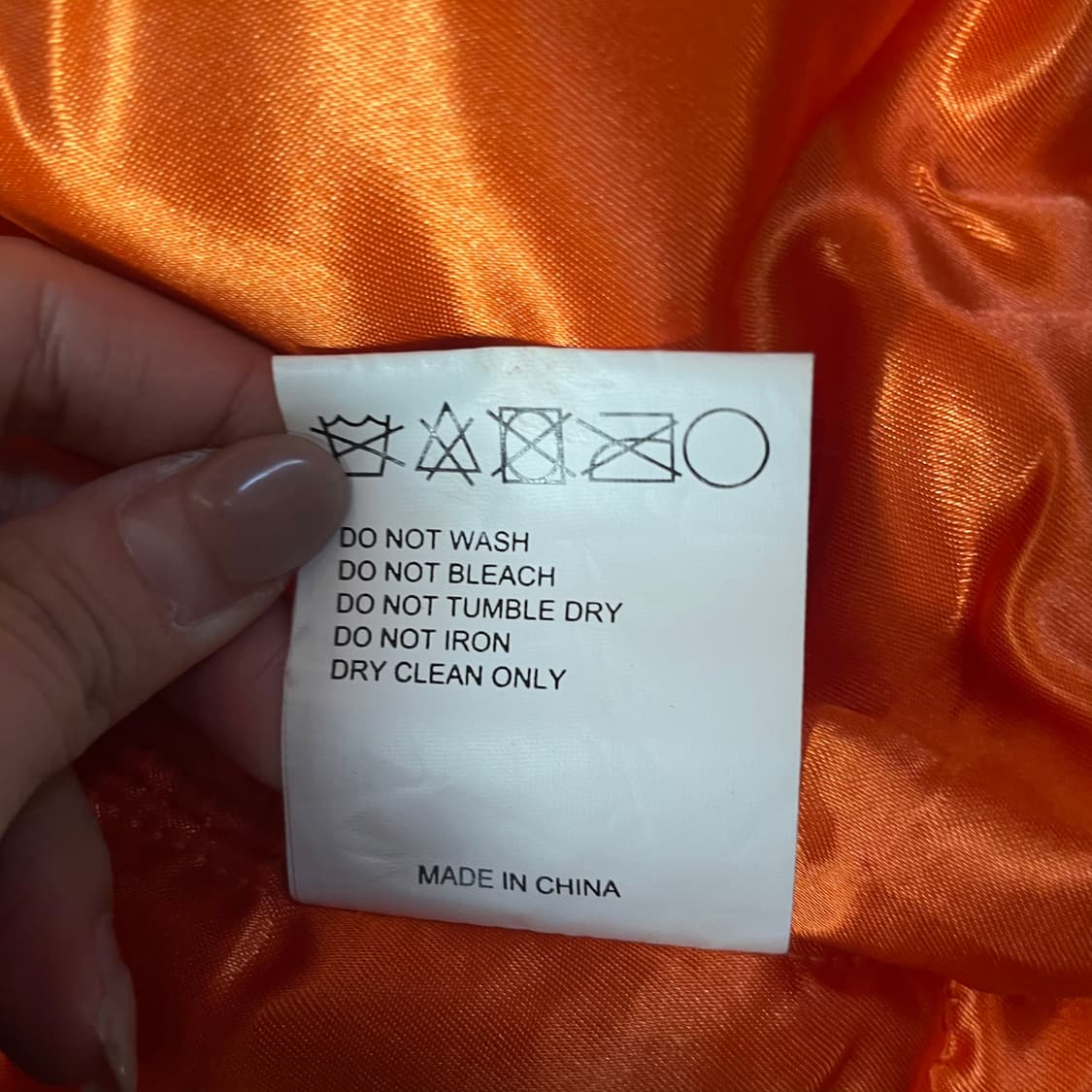 쇼트 MA-1 블랙 빅로고 항공점퍼 상품이미지9