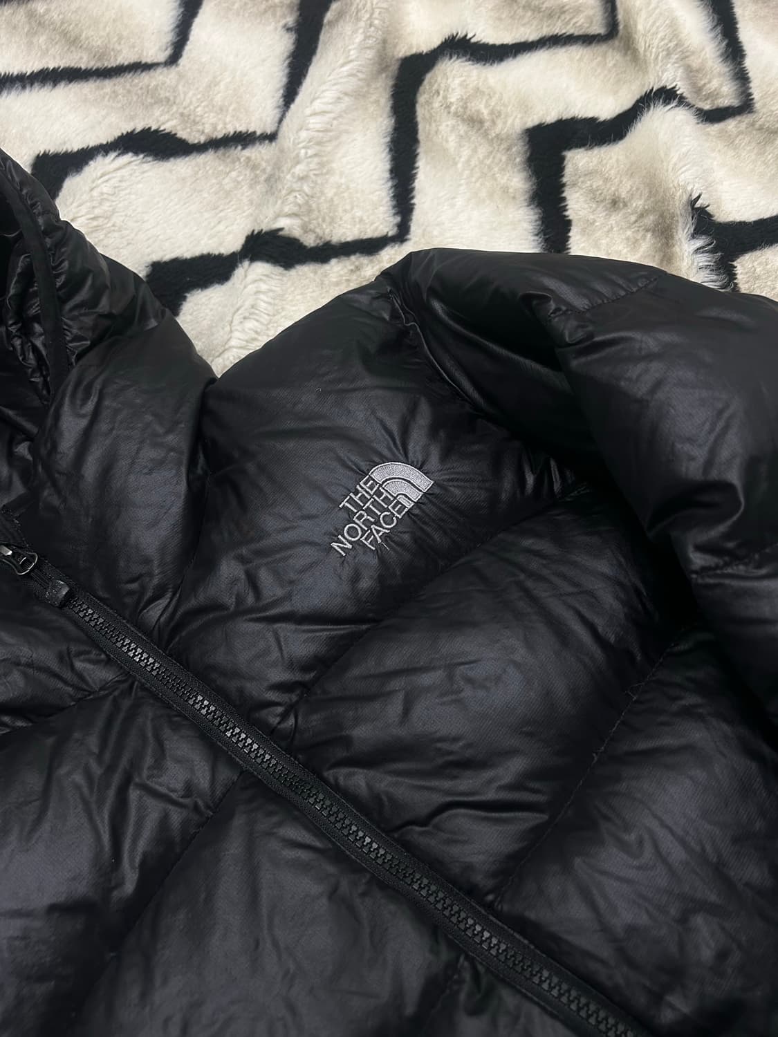 [공용]노스페이스 아콘카구아 써밋시리즈 후드패딩/블랙 상품이미지1