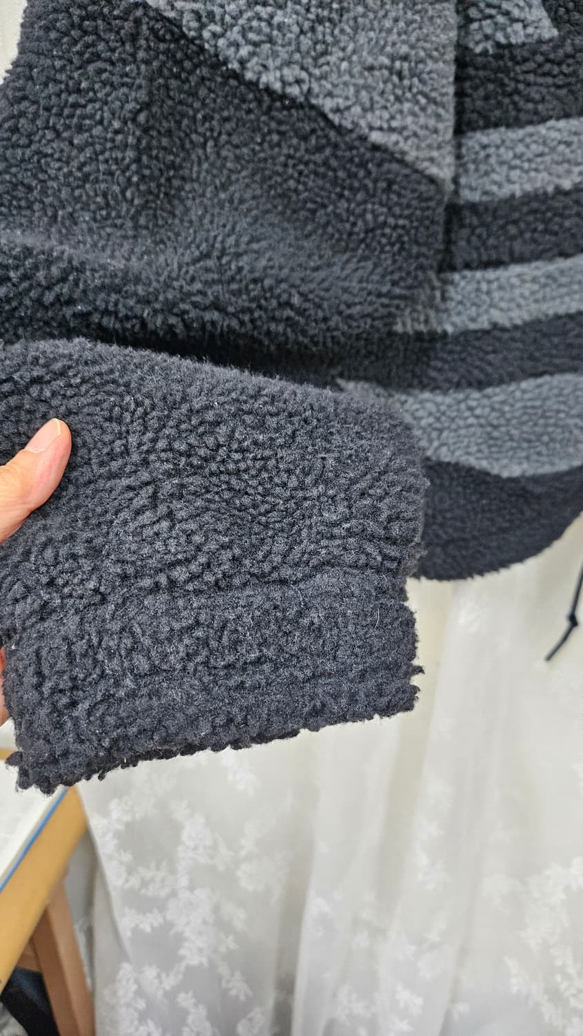 아디다스  뽀글이 플리스 자켓 상품이미지8