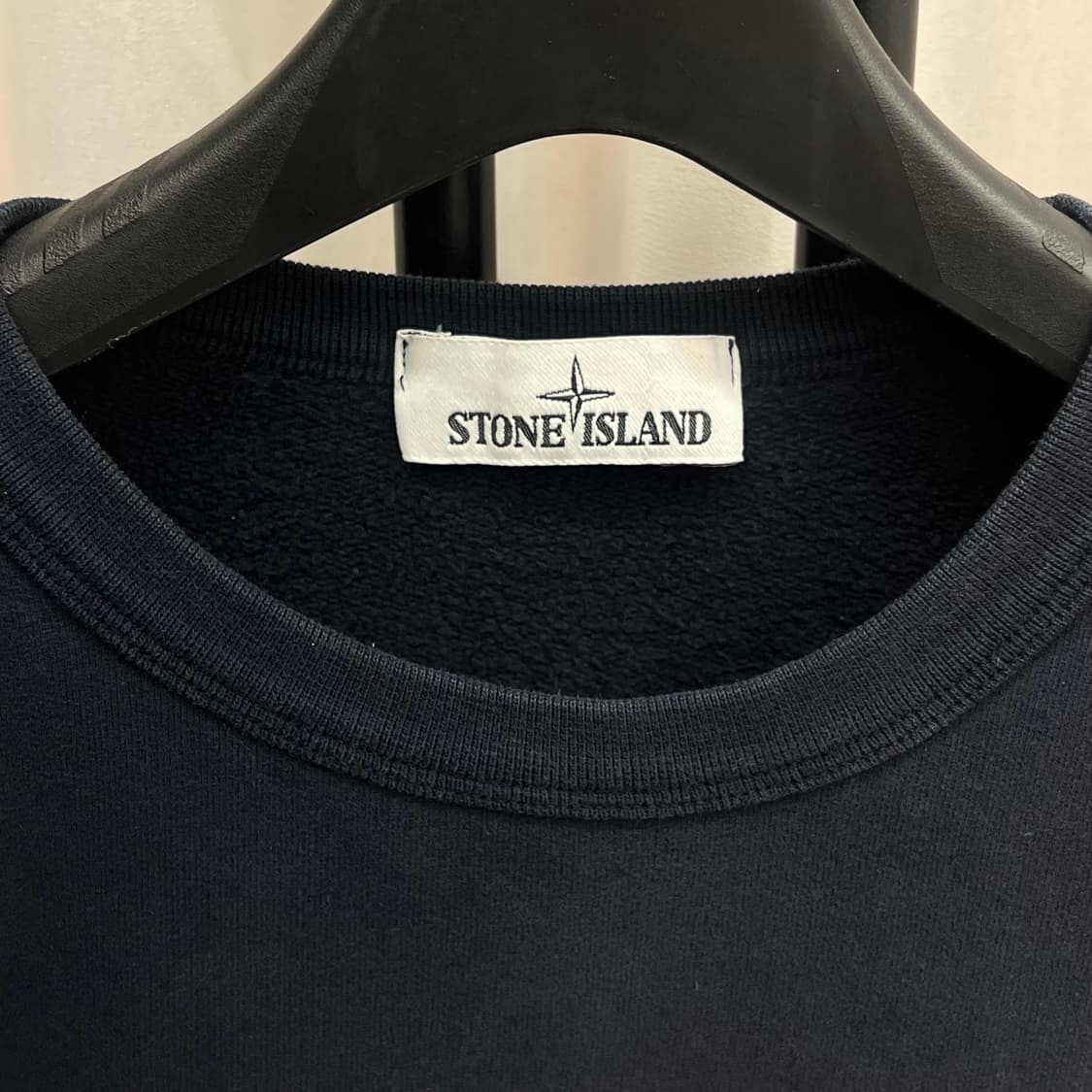 스톤아일랜드 맨투맨 네이비 (M) 상품이미지4