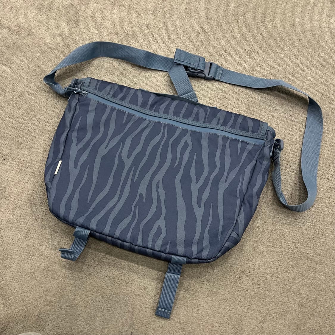 컨버스 크로스 메신저백 상품이미지4