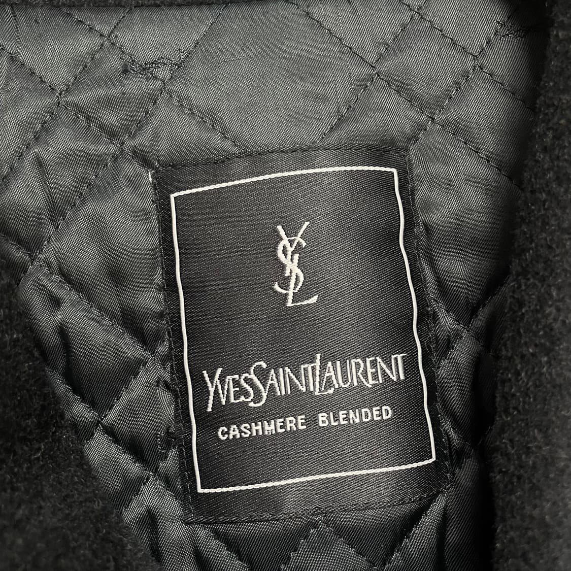 입생로랑 하프 코트 상품이미지3