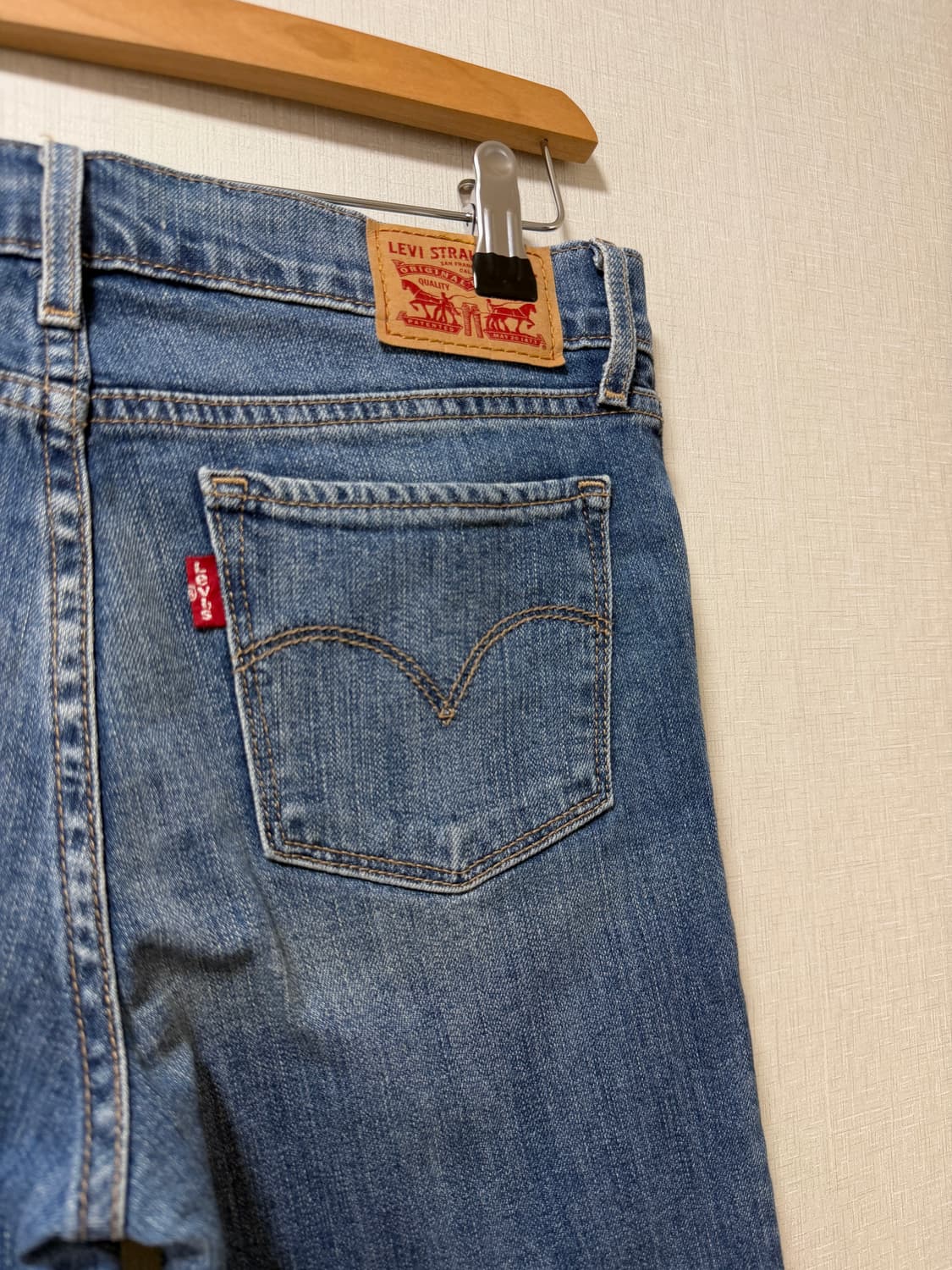 리바이스 711 스키니데님 상품이미지1