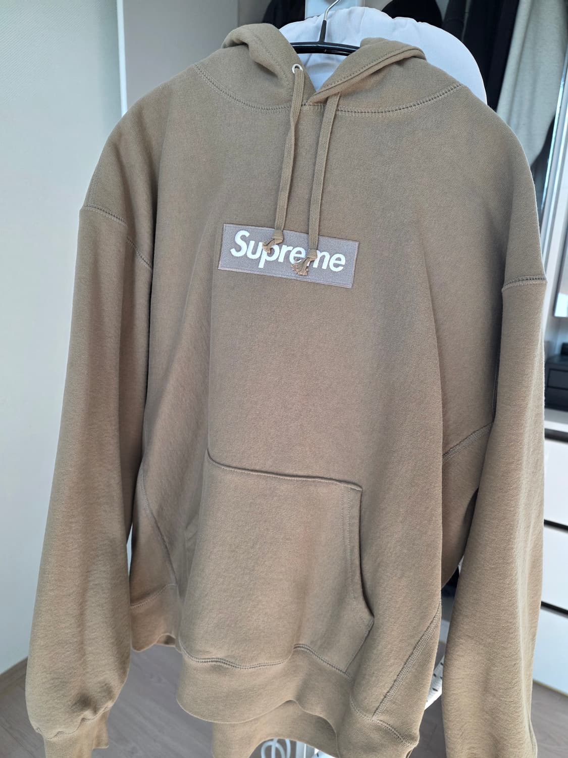 슈프림 박스로고 23fw 다크샌드 상품이미지1