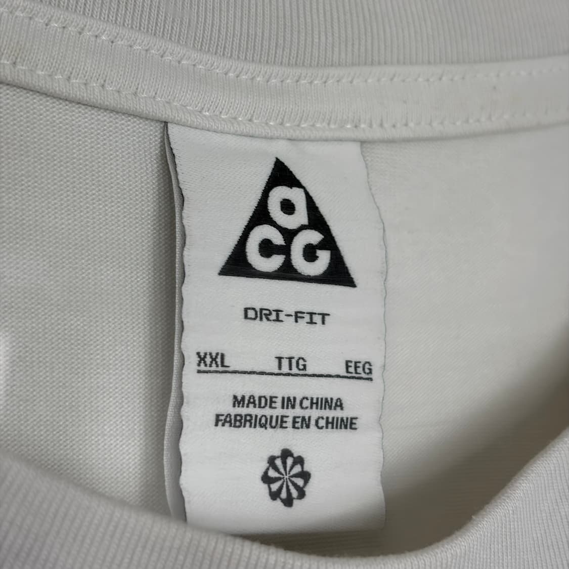 나이키 acg 로고 반팔 티셔츠 상품이미지2