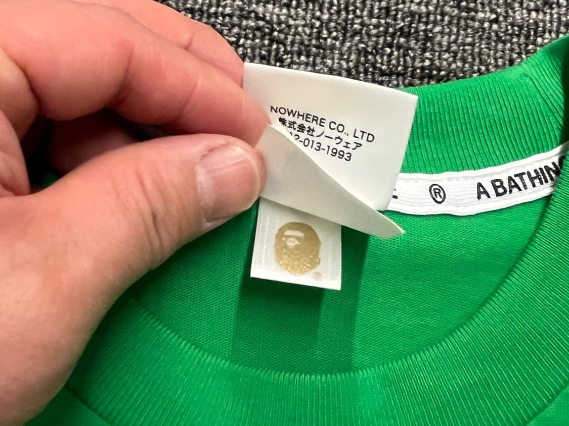 [100] 베이프 반팔티 새제품 M 상품이미지4