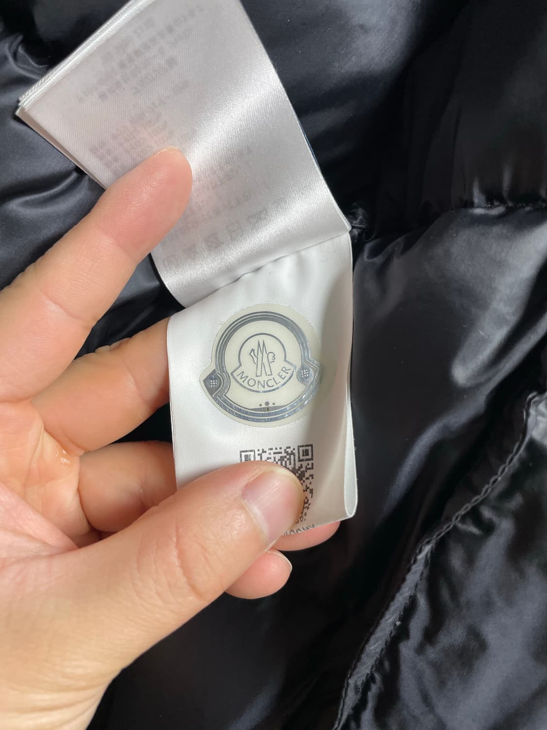 [1사이즈] 몽클레어 윌름 다운 패딩 자켓 상품이미지8