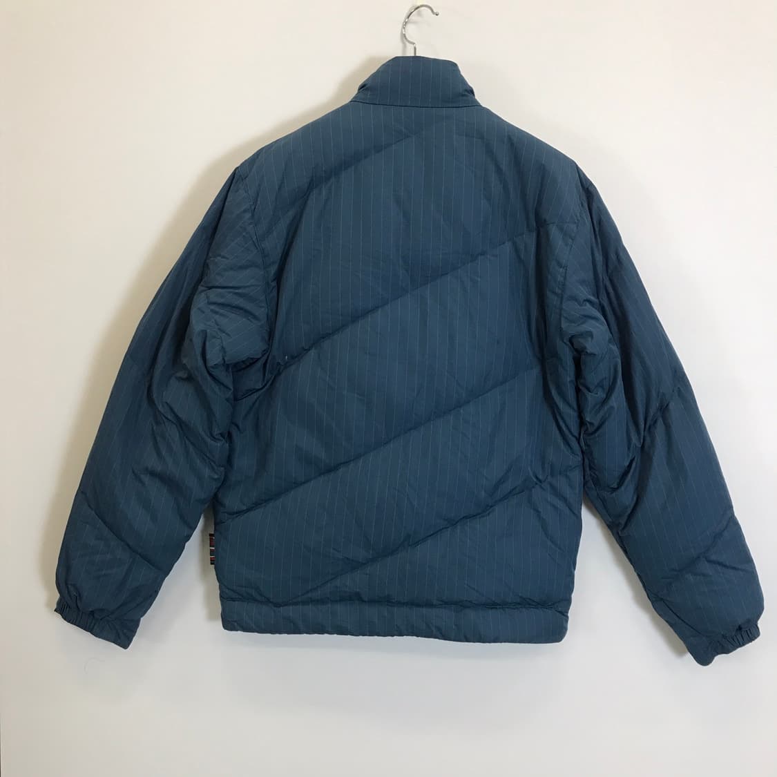 BURTON 버튼 스노우보드 숏 구스다운 패딩 [95사이즈] 상품이미지4