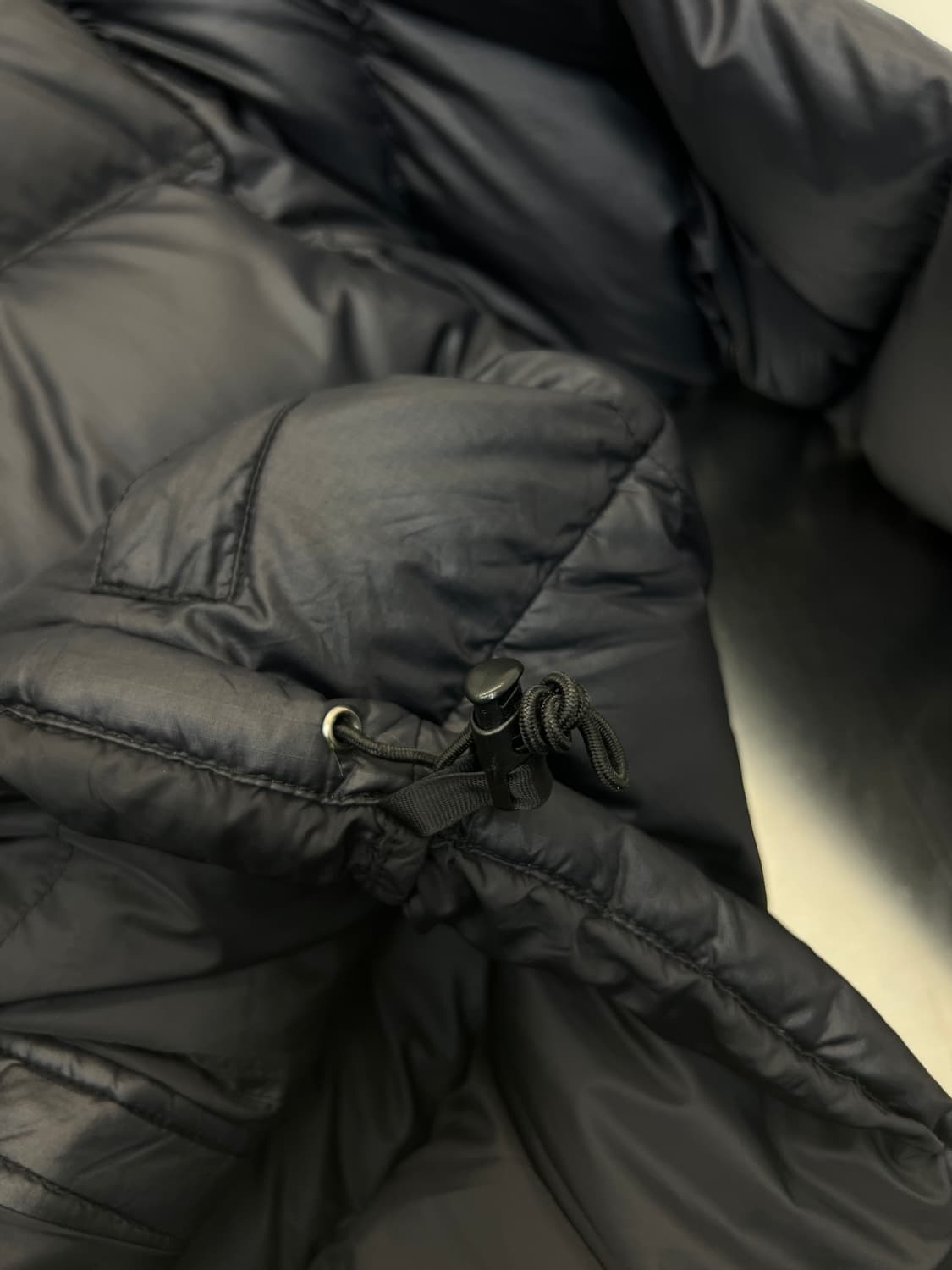 노스페이스 700 블랙 눕시 패딩 상품이미지5