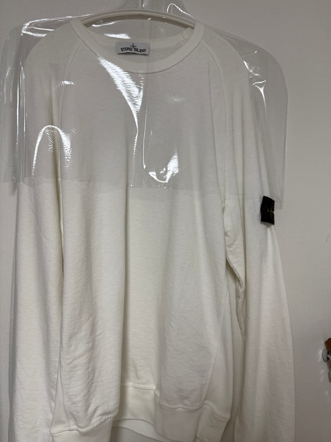 스톤아일랜드 흰색 맨투맨  상품이미지1