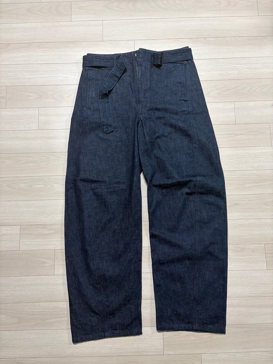 르메르 인디고 트위스트 팬츠 L사이즈 상품이미지1