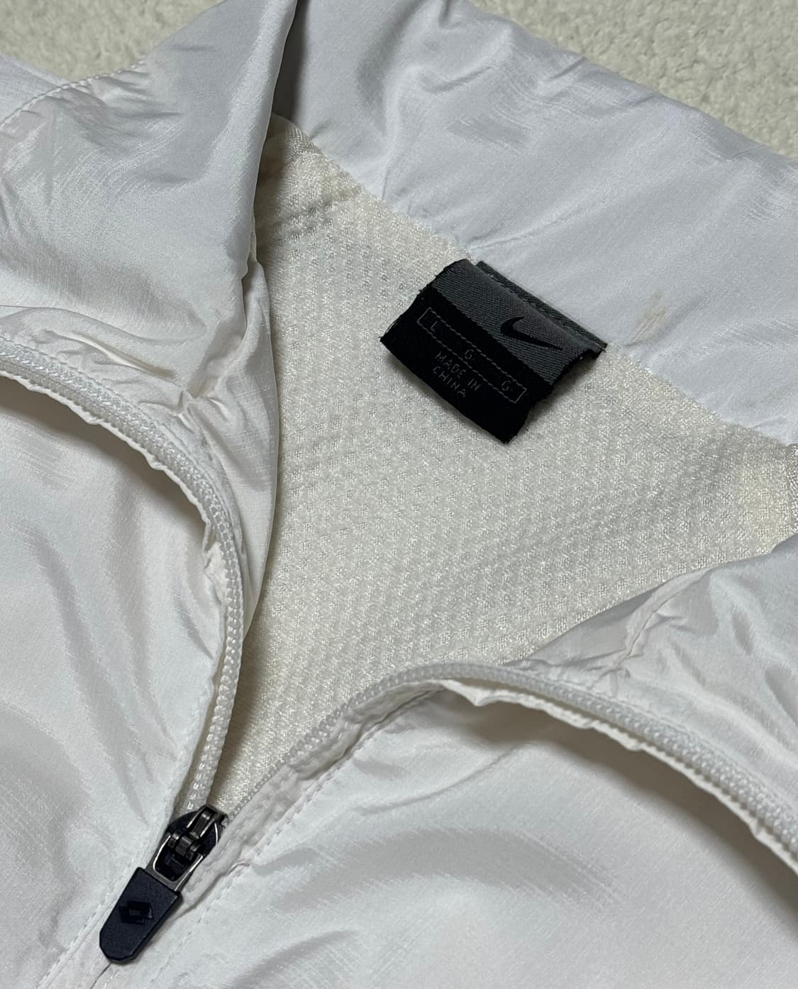 나이키 일본 시나모롤 화이트 바람막이 상품이미지4