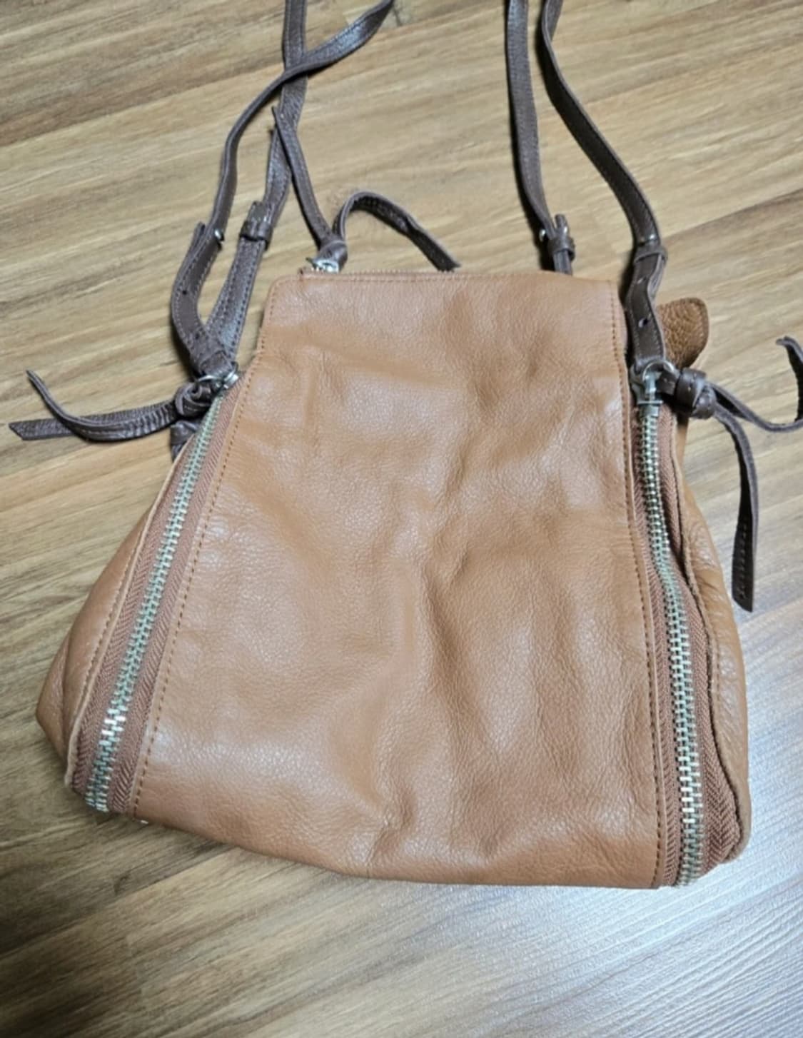 Thursday Island 가죽 해먹백 숄더백 [정품] 상품이미지1