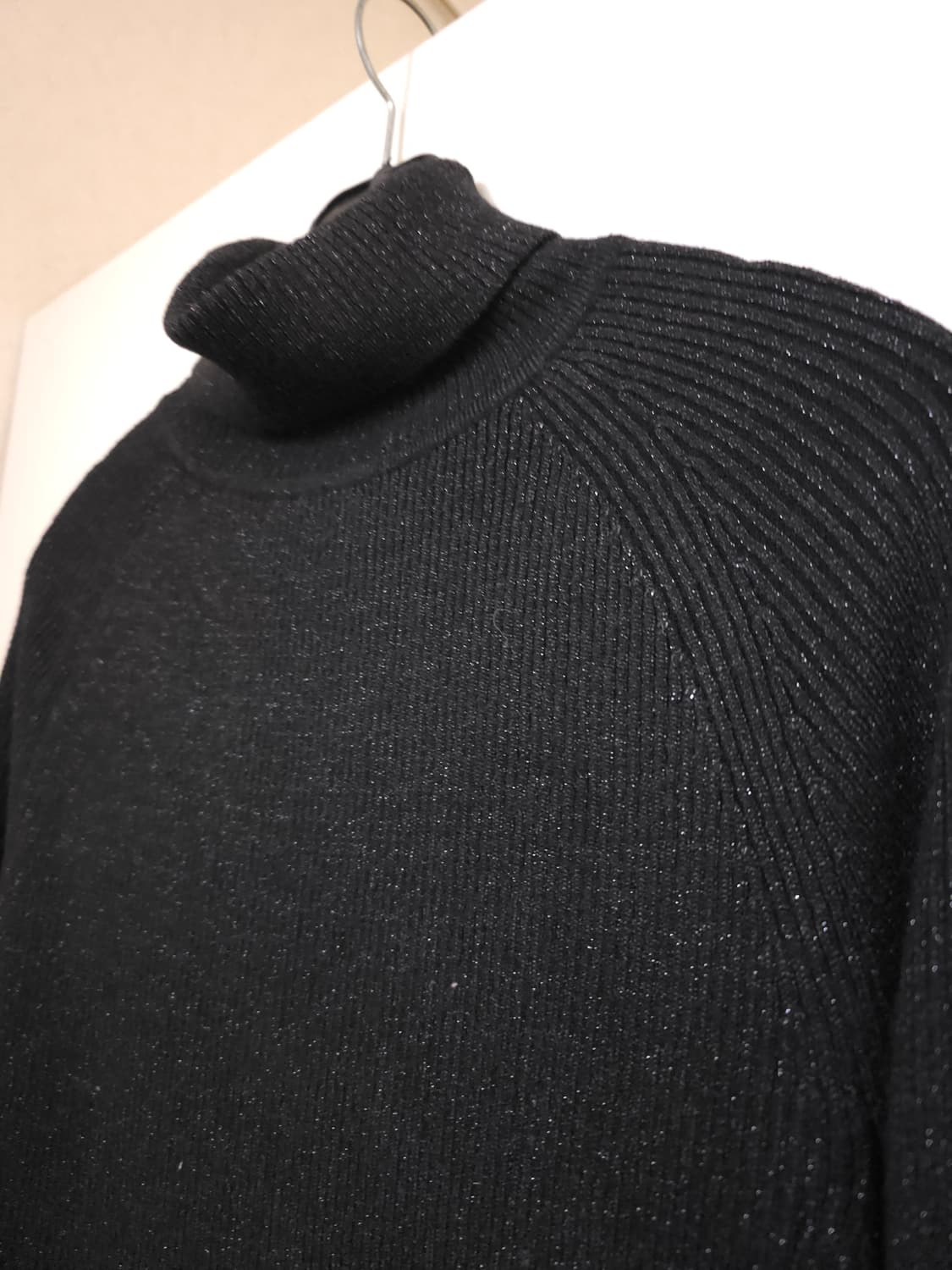 데렉램크로스비 블랙 골지 터틀넥니트 상품이미지2