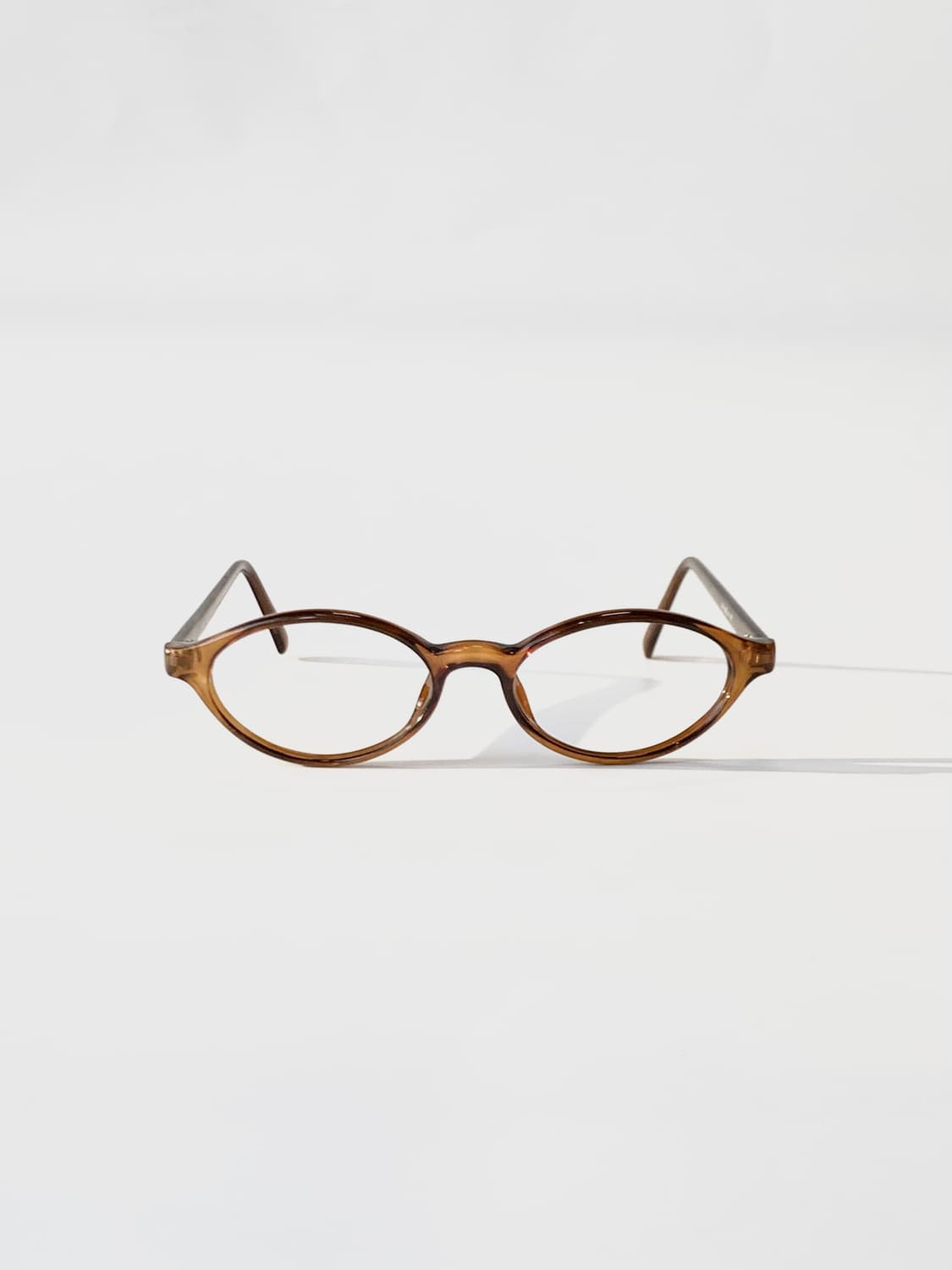 [픽키-656] 브라운 투명 아세테이트 타원형 안경테 상품이미지1