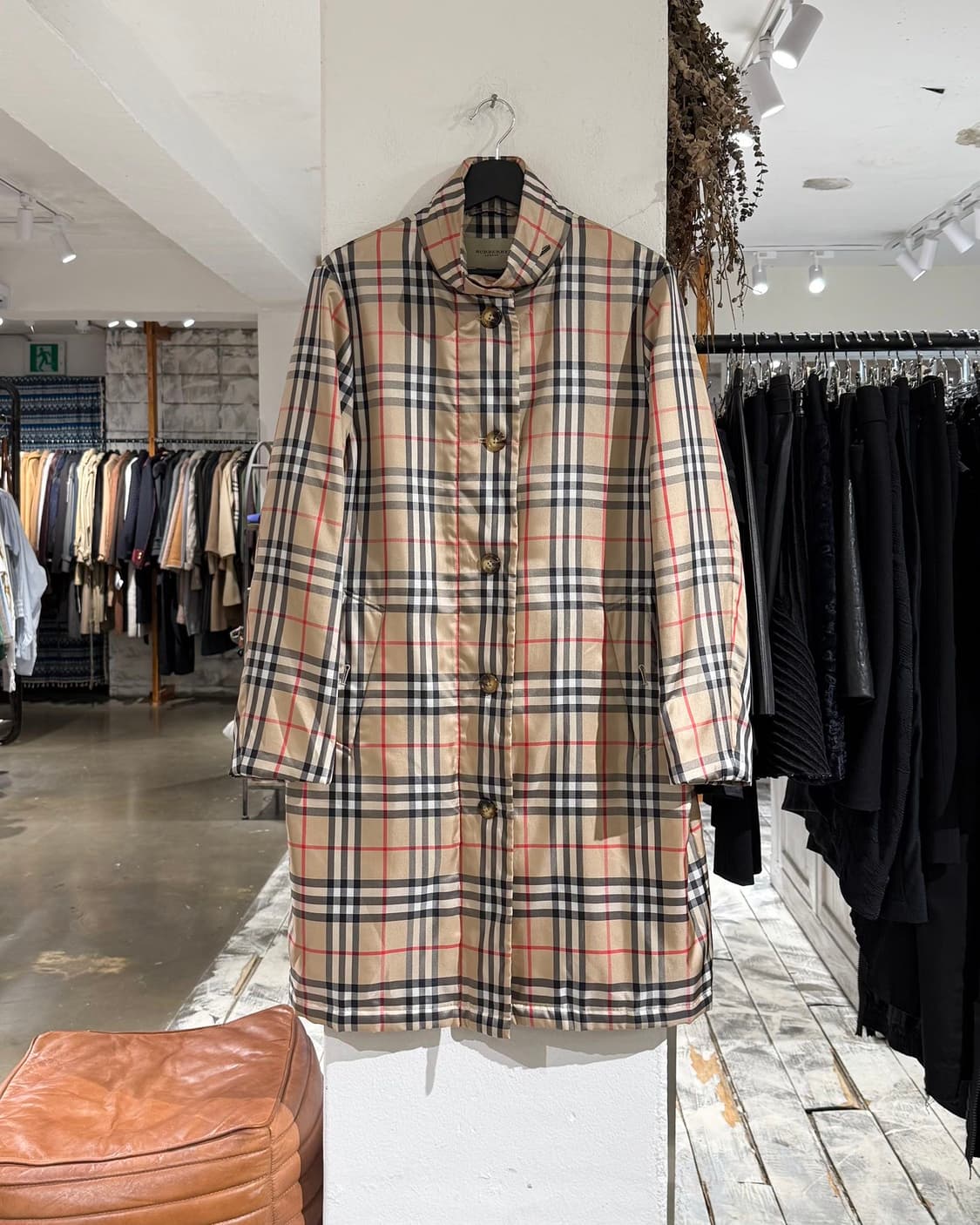 버버리 베이지 노바체크 폴리에스터 롱 코트 상품이미지1