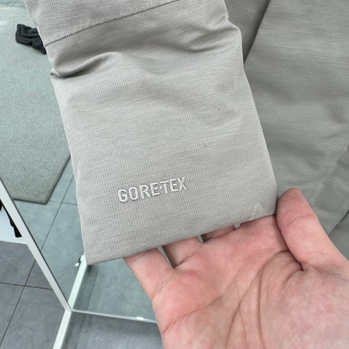 아크테릭스 패딩  상품이미지9