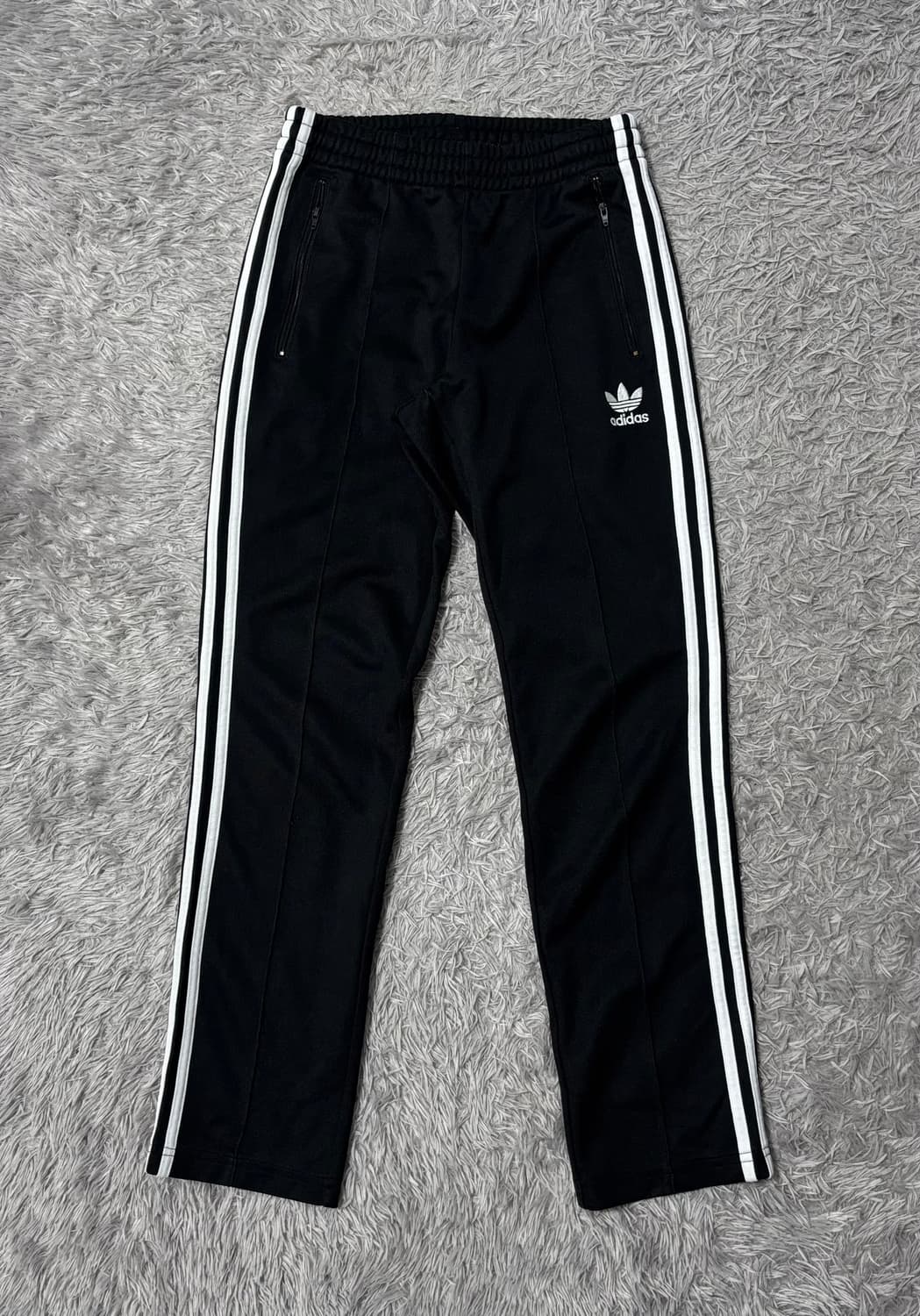 아디다스 블랙 유로파 트랙팬츠 상품이미지2