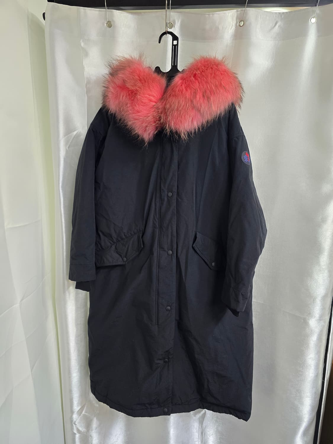 코오롱스포츠 X 럭키슈에뜨 구스다운 롱패딩 (1776) 상품이미지1