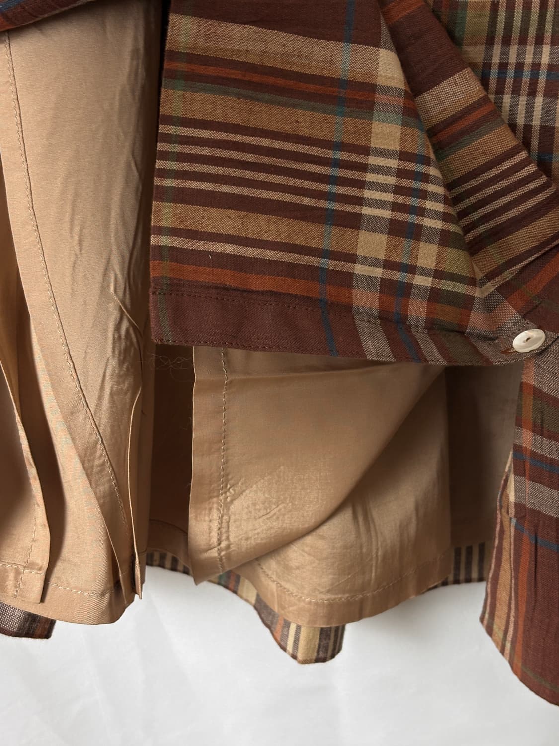 브라운 멀티 체크 단추 스커트 상품이미지8