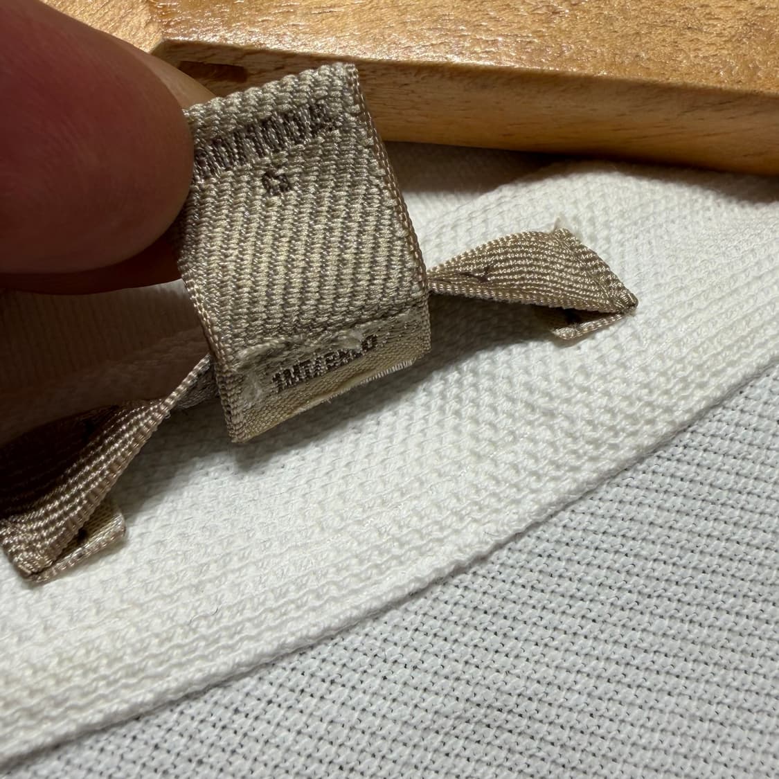 버버리 클래식 화이트 pk 반팔 L 터키제 상품이미지3