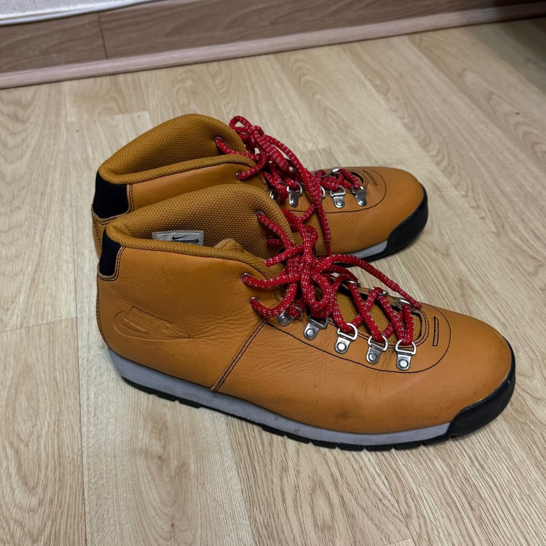 [280] 나이키 에어 마그마 ND 브론즈 상품이미지3