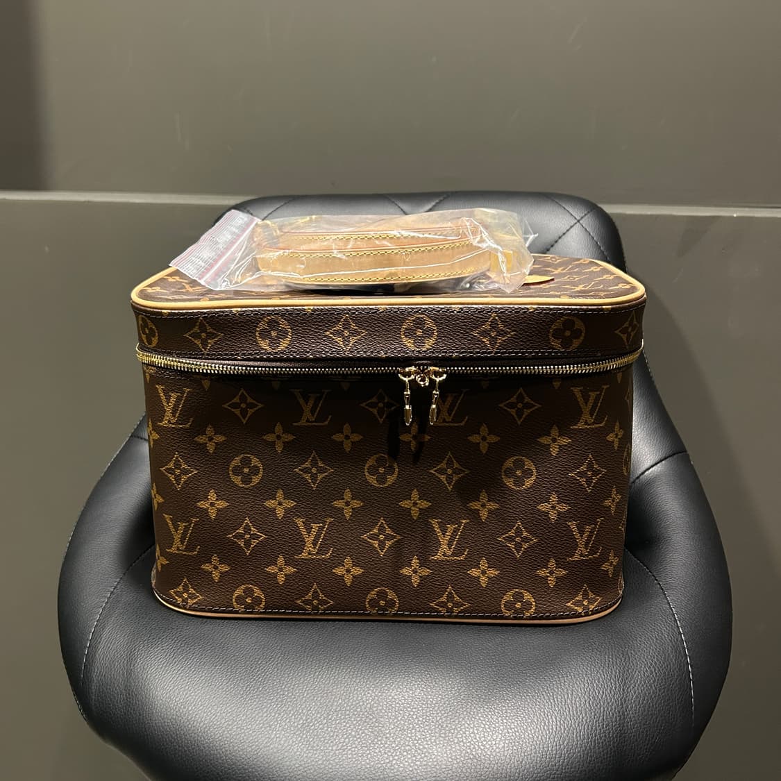 루이비통 니스베니티 맥시 백 상품이미지1