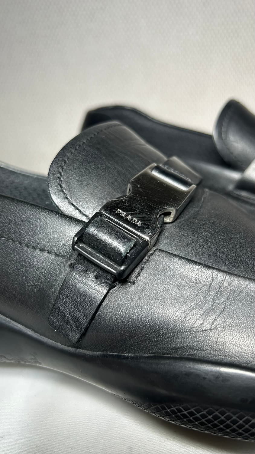 프라다 버클 로퍼 상품이미지2
