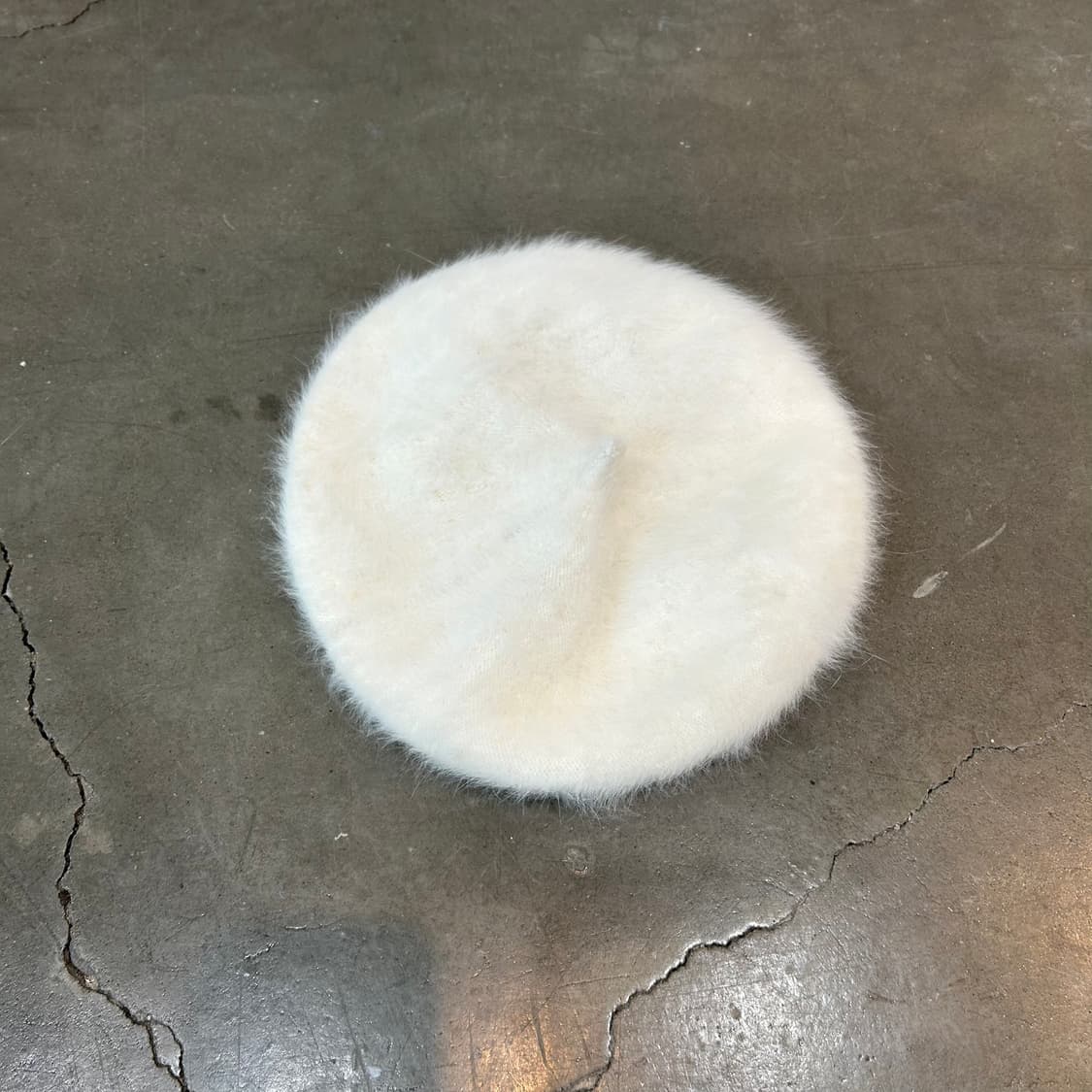 화이트 앙고라 베레모 상품이미지1