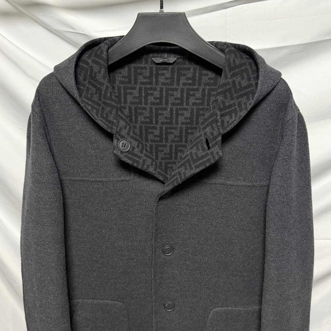 [S+급/54] 펜디 리버서블 캐시미어 후드 코트 블랙 상품이미지2